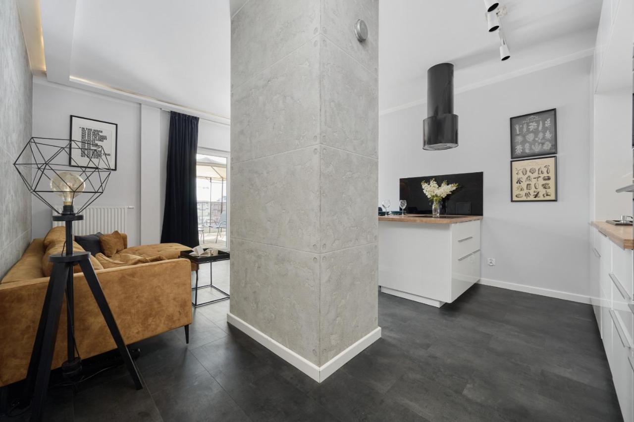 Stylish Kosciuszki Apartaments Near The Market Square With Free Garage Wroclaw By Noclegi Renters Eksteriør billede