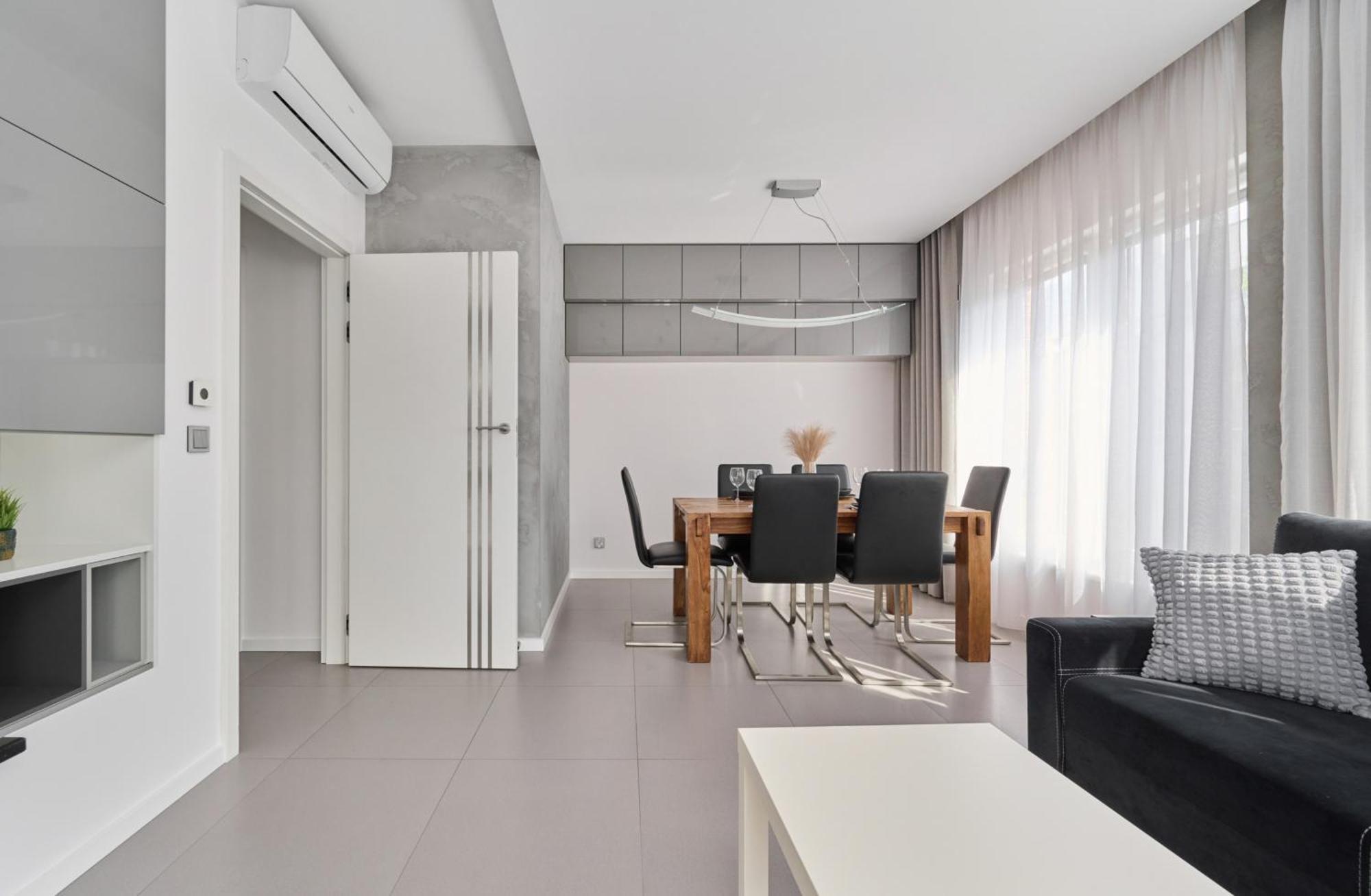 Stylish Kosciuszki Apartaments Near The Market Square With Free Garage Wroclaw By Noclegi Renters Eksteriør billede
