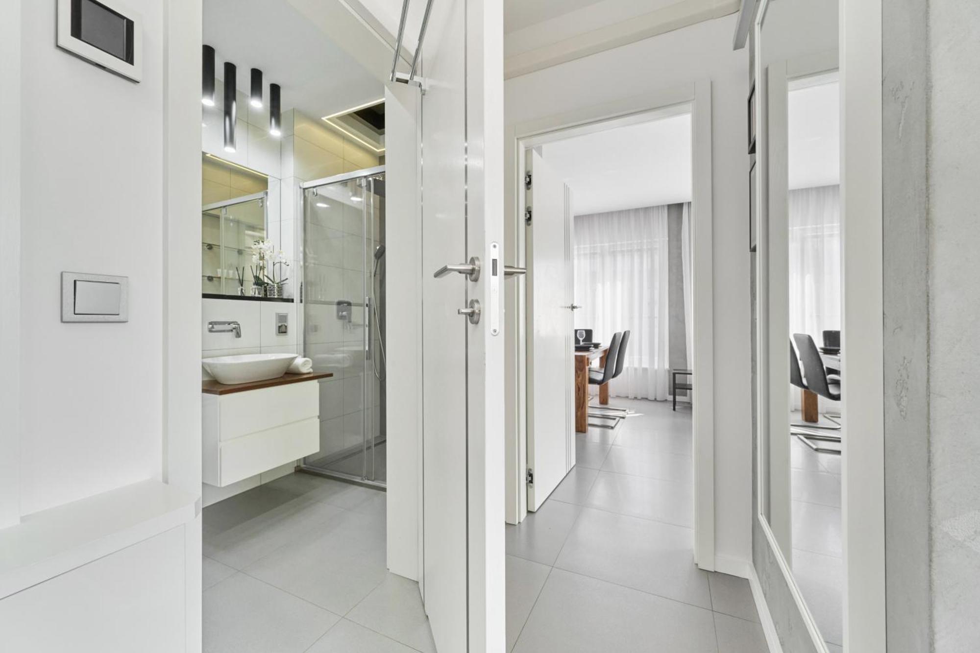 Stylish Kosciuszki Apartaments Near The Market Square With Free Garage Wroclaw By Noclegi Renters Eksteriør billede