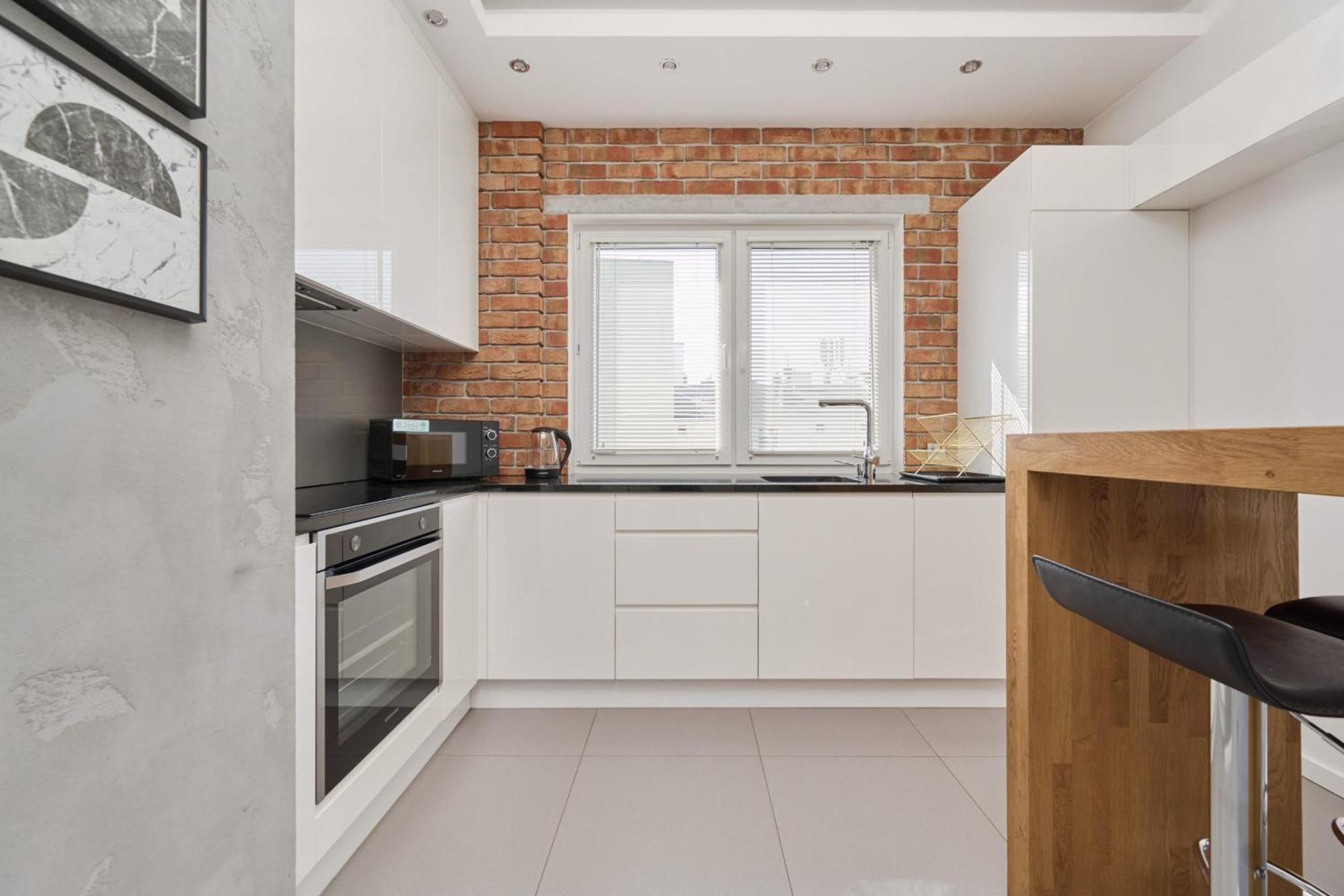 Stylish Kosciuszki Apartaments Near The Market Square With Free Garage Wroclaw By Noclegi Renters Eksteriør billede